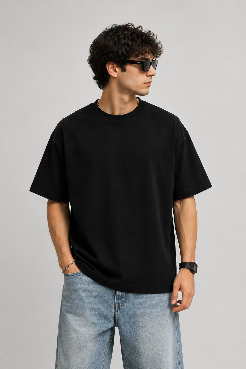 Sorry If I Looked Interested I'm Not – Black Oversized Graphic T-Shirt