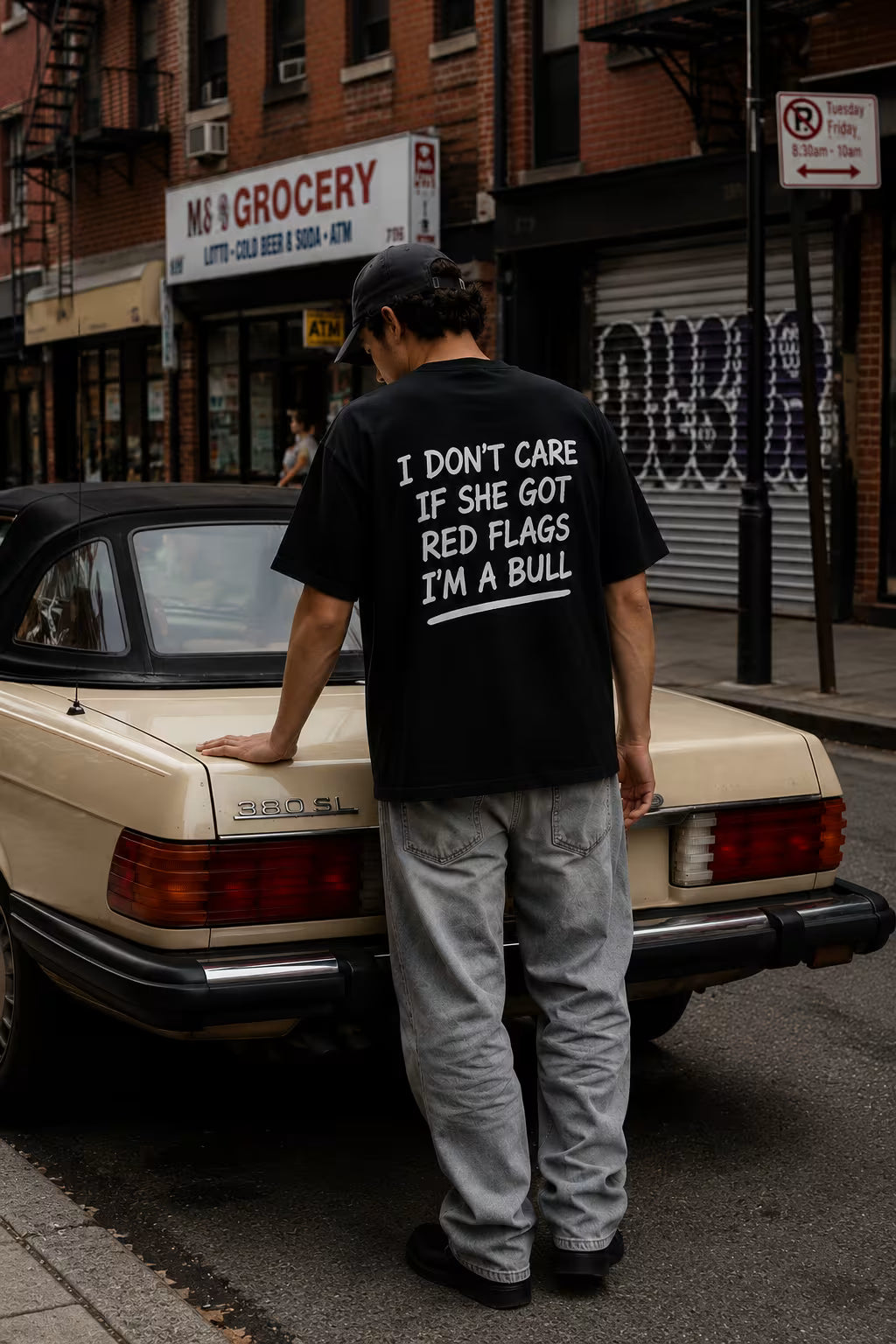 Red Flags? I'm a Bull Oversized Graphic T-Shirt